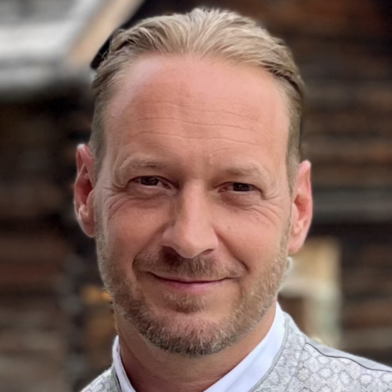 Wolfgang Mayerhofer-Winkler, BScN MSc APN